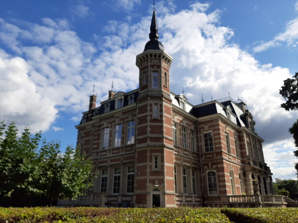 Kasteel van Brasschaat aan de vijver, Gemeentepark Brasschaat